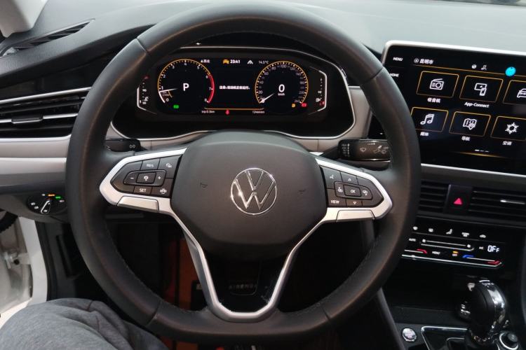 Used Volkswagen Bora 2023 300TSI DSG Prestige Edition