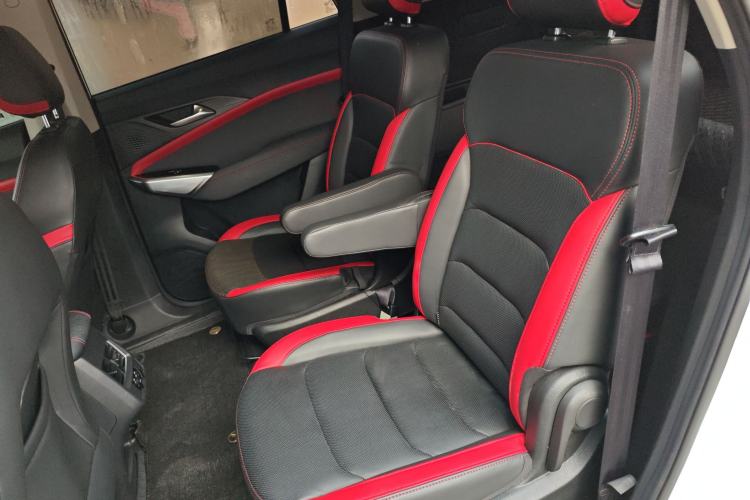 Used SOL X8 2021 300T DCT Luxury Smart Connect Edition 6 Seats
