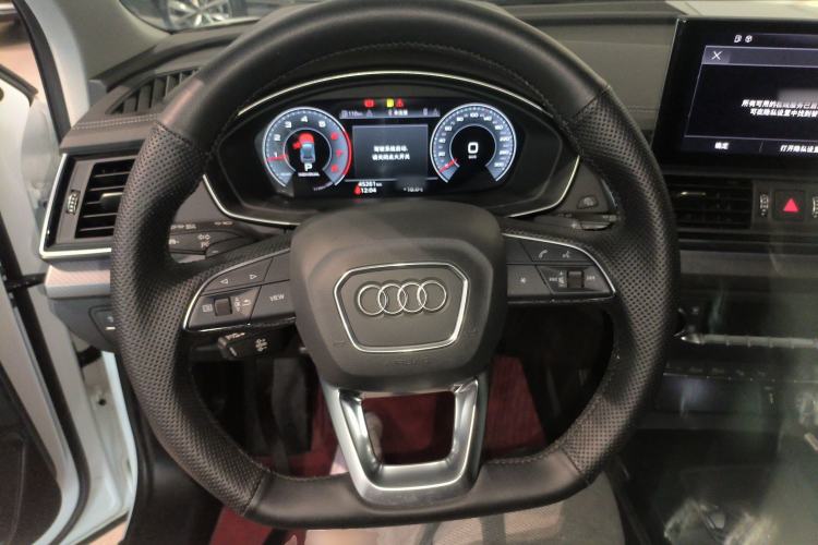 Used Audi Q5L 2022 Updated 40T Luxury Dynamic Edition
