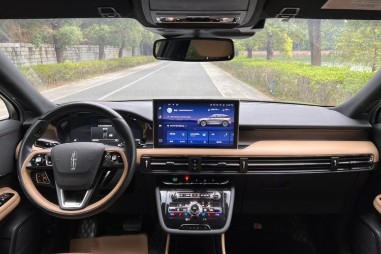 Used Lincoln Corsair 2022 2.0T Two-Wheel Drive Luxury Edition