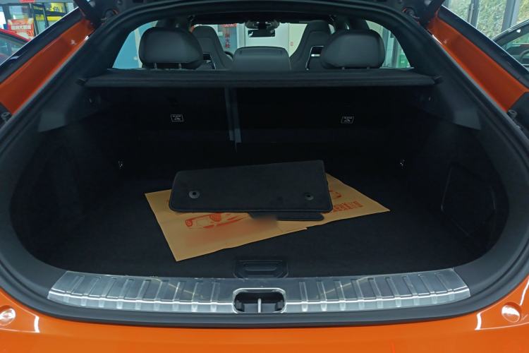 Used Zeekr 001 2025 WE Edition 100 kWh Rear-Wheel Drive
