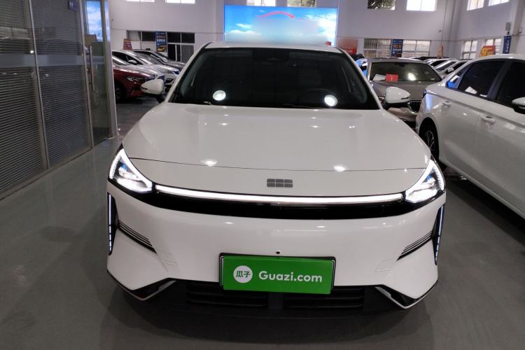 Used  L6 2025 EM-i 140km Starship Edition