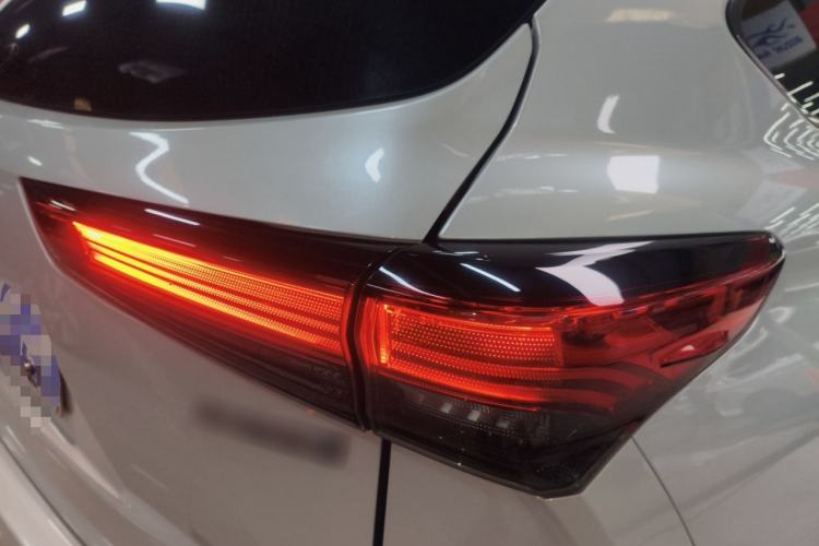 Used Toyota Highlander 2022 Dual-Engine 2.5L Four-Wheel Drive Prestige Version 7 Seats