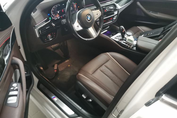 Used BMW 5 Series 2022 Second Facelift 525Li M Sport Package
