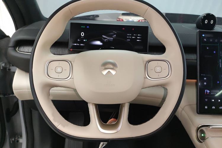 Used Nio ES6 2023 75 kWh
