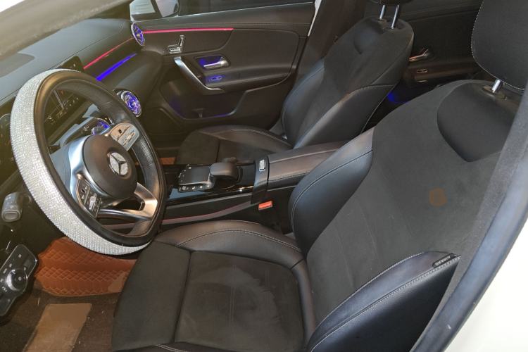 Used Mercedes-Benz A-Class 2021 A 200 L Sport Sedan Fashion Model
