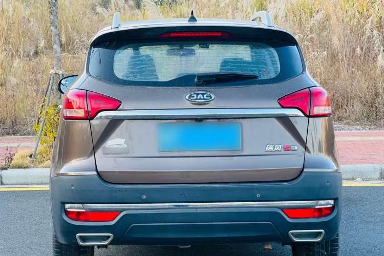 Used  Refine S3 2017 1.6L CVT Luxury Smart Model