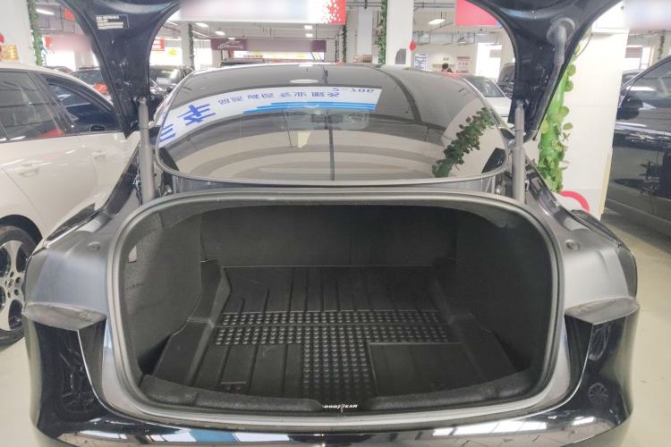 Used Tesla Model 3 2023 Rear-Wheel-Drive Version