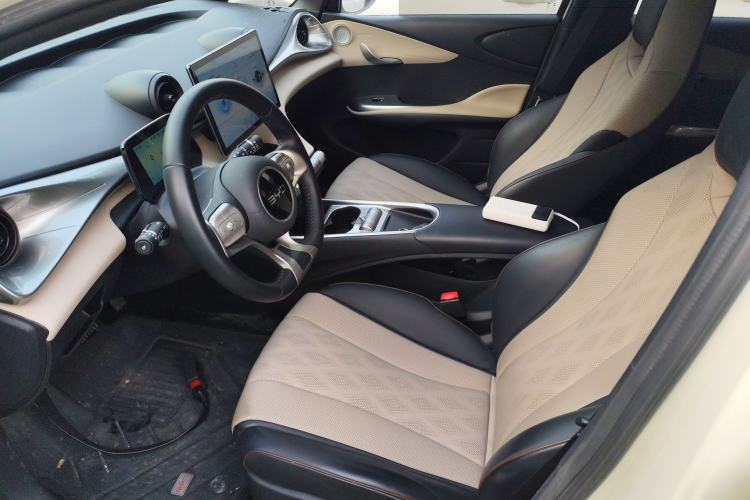 Used BYD Dolphin 2024 Honor Edition 302km Dynamic Version