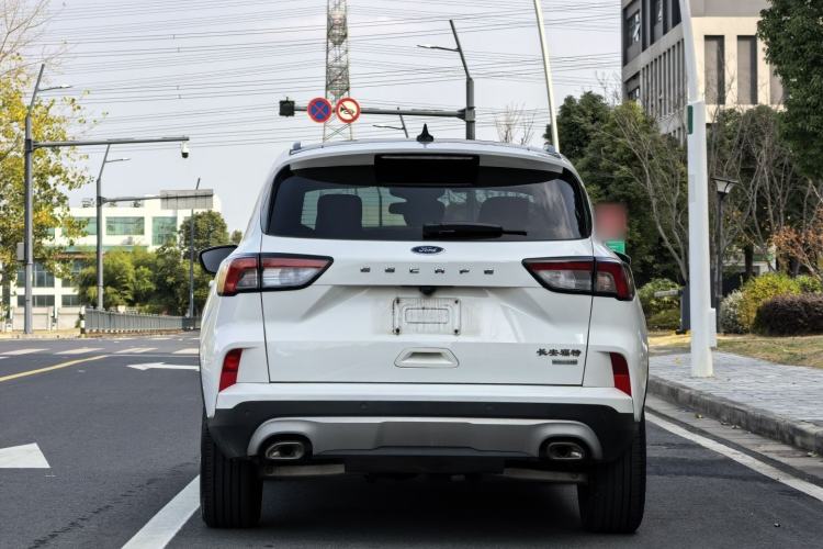 Used Ford Escape 2020 EcoBoost 245 Two-Wheel-Drive Titanium Edition
