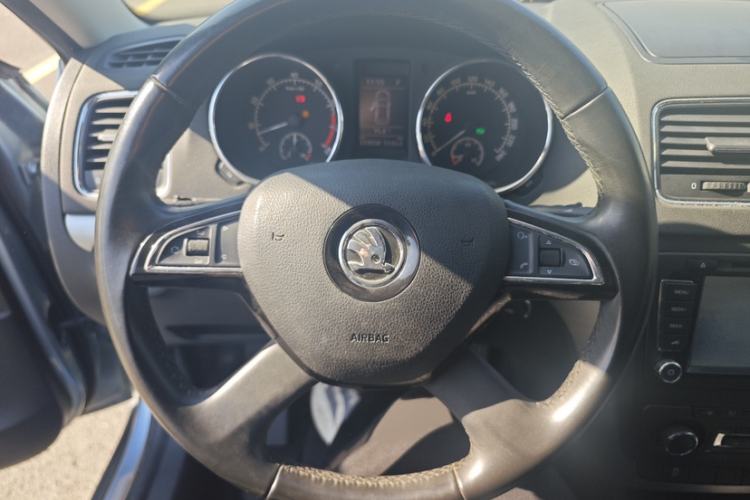 Used Skoda Yeti 2014 1.4 TSI DSG Phantom Edition
