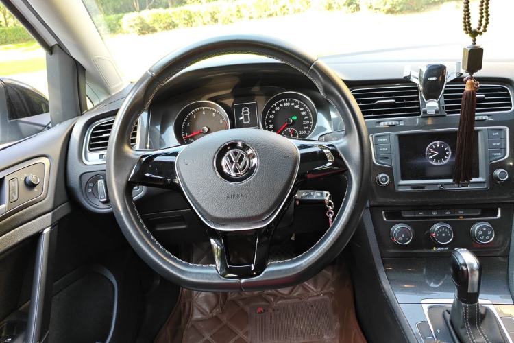 Used Volkswagen Golf 2017 230TSI Automatic Comfort Edition – Celebrating Milestone of One Million Units