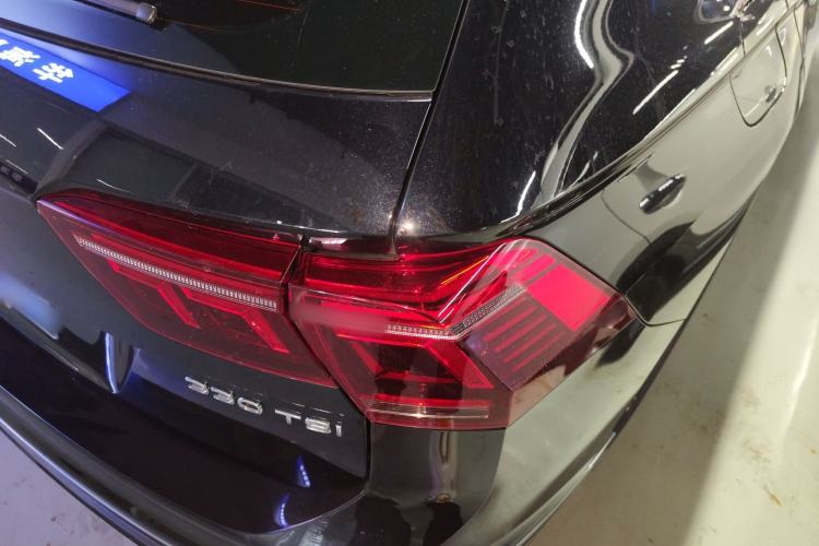 Used Volkswagen Tiguan L 2023 330TSI Automatic Two-Wheel Drive R-Line Enjoyment Edition
