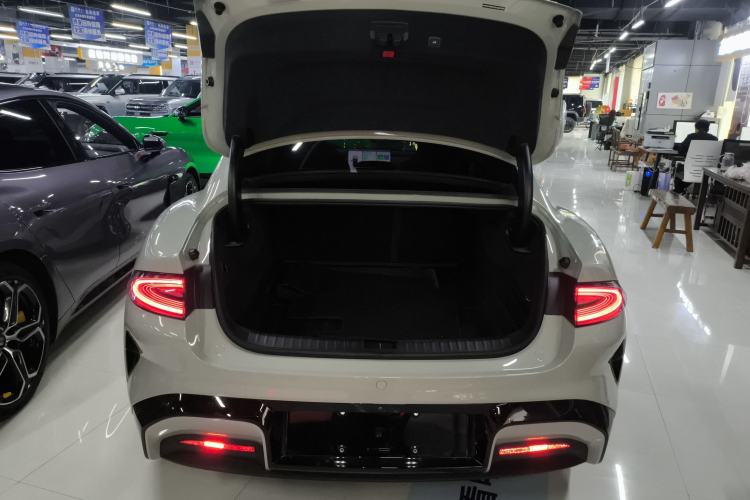 Used  SU7 2024 Rear-Drive Long-Range Intelligent Driving Version