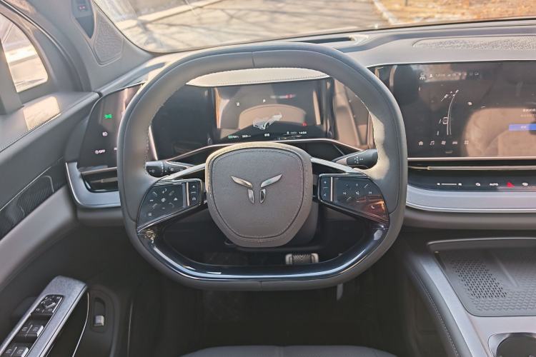 Used Hongqi Tiangong 08 2025 605 Pioneer Edition
