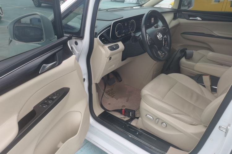 Used Buick GL8 2023 ES Lu Zun Deluxe Model
