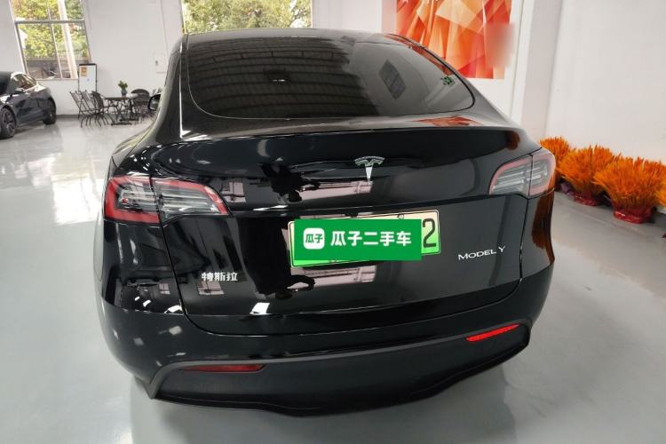 Used Tesla Model Y 2024 Long-Range All-Wheel-Drive Version
