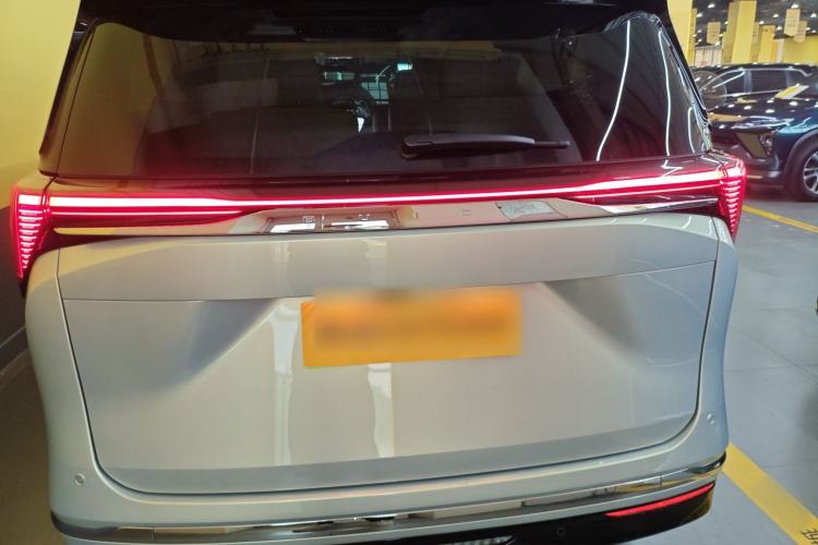 Used Buick GL8 New Energy 2024 Lu Zun Luxury Edition 6-Seater
