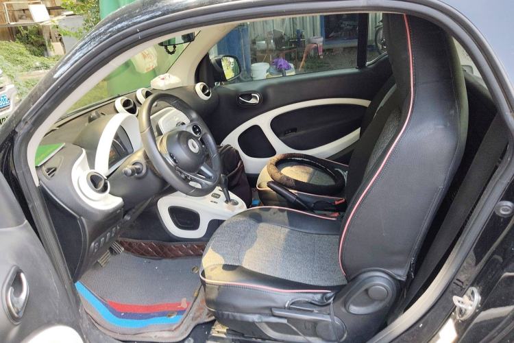 Used  fortwo 2015 1.0L 52 kW Hardtop Passion Edition
