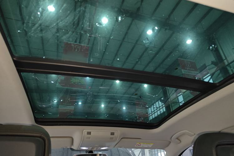 Used Volkswagen Magotan 2018 Facelift 330TSI DSG Luxury Model
