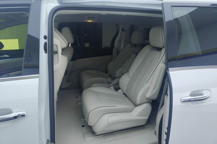 Used Buick GL8 2022 Land Business Class 652T Luxury Model
