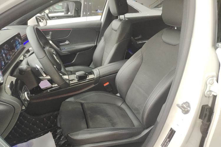 Used Mercedes-Benz A-Class 2020 Restyled A 200 L Sport Sedan Fashion Version