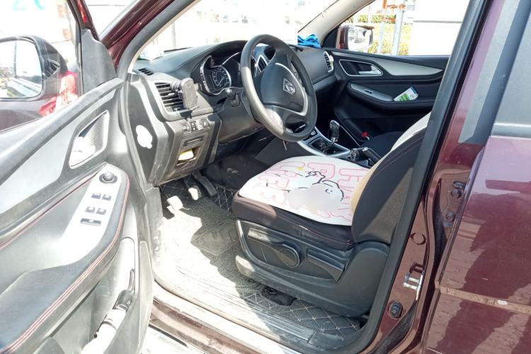 Used Baojun 560 2015 1.8L Manual Comfort Model