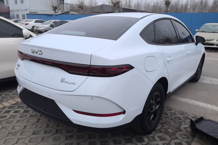 Used BYD Qin PLUS 2025 DM-i Smart Drive 55KM Leading Model