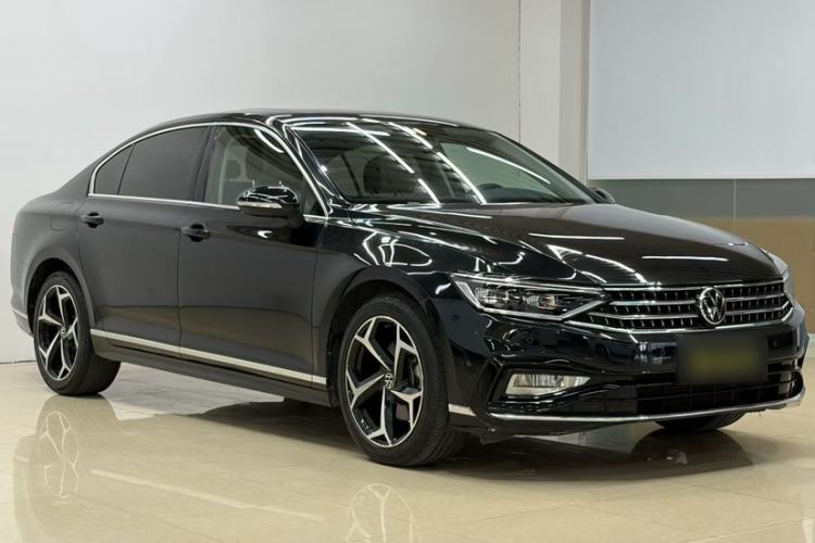 Used Volkswagen Magotan 2023 2 Million Units Limited Edition 330TSI DSG Leading Version