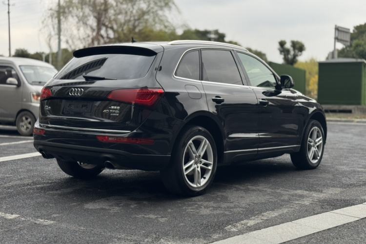 Used Audi Q5 2016 40 TFSI Comfort Model

