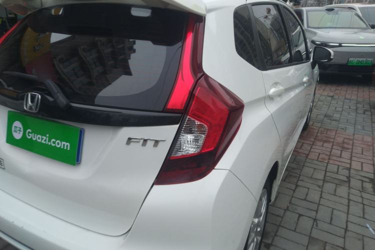 Used Honda Fit 2018 1.5L CVT Comfort Sunroof Version