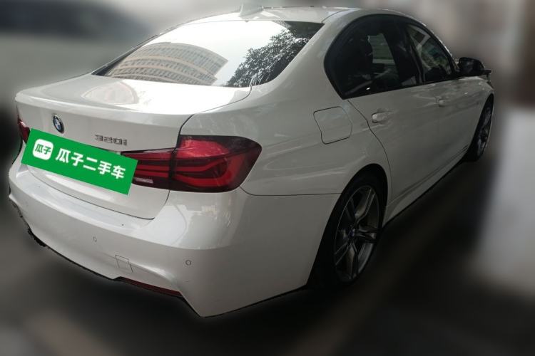 TDK.VehicleDetails.img