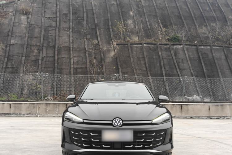 Used Volkswagen Lamando 
