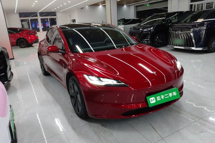 Used Tesla Model 3 2023 Long-Range All-Wheel-Drive Version

