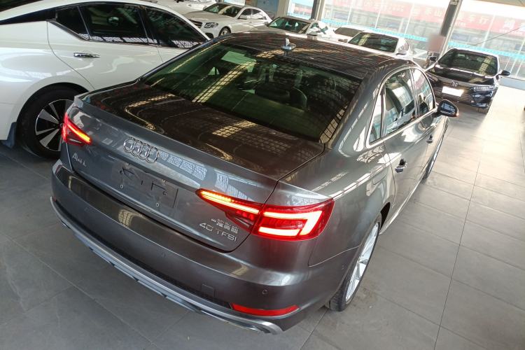 Used Audi A4L 2019 40 TFSI Fashion Edition China VI Emission Standard
