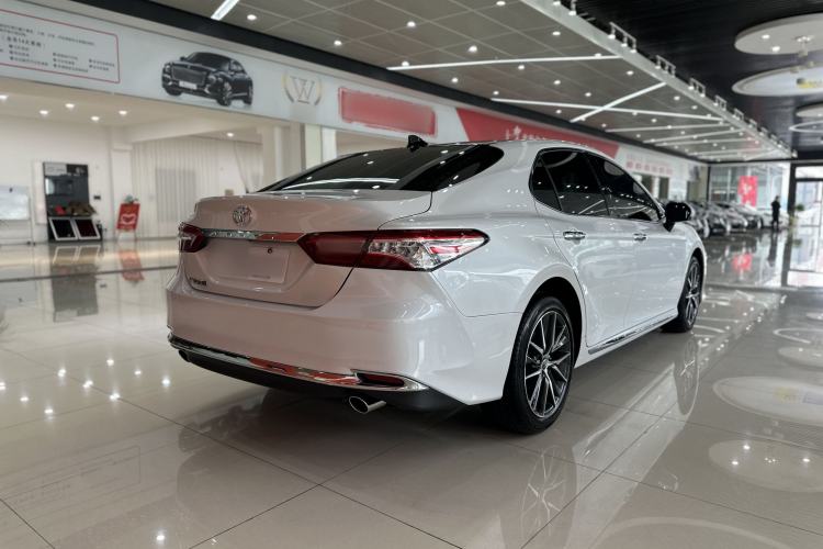 Used Toyota Camry 2023 2.5G Luxury Edition
