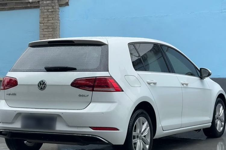 Used Volkswagen Golf 2018 1.6L Automatic Comfort Model
