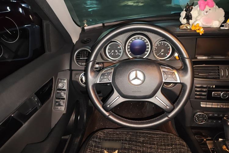 Used Mercedes-Benz C-Class 2013 C 180 Classic Grand Edition