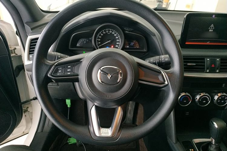 Used Mazda CX-4 2018 2.0L Automatic Two-Wheel Drive Blue Sky Dynamic Version China V Standard
