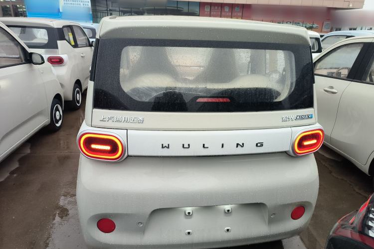 Used Wuling Hongguang MINIEV 2024 3rd Generation 215km Youth Edition