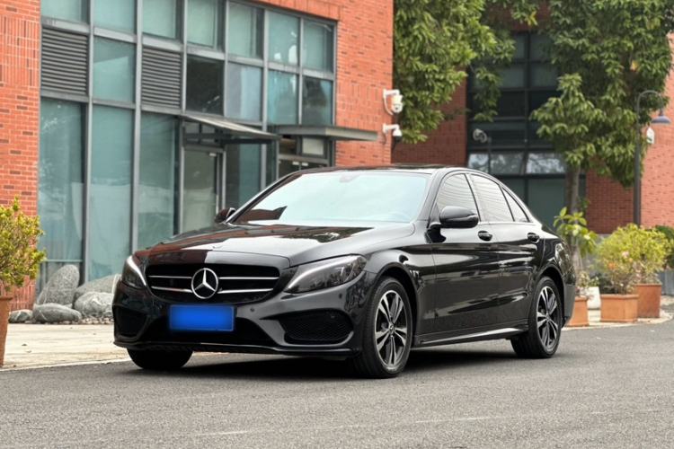 Used Mercedes-Benz C-Class 2017 Restyled C 200 Sport Edition