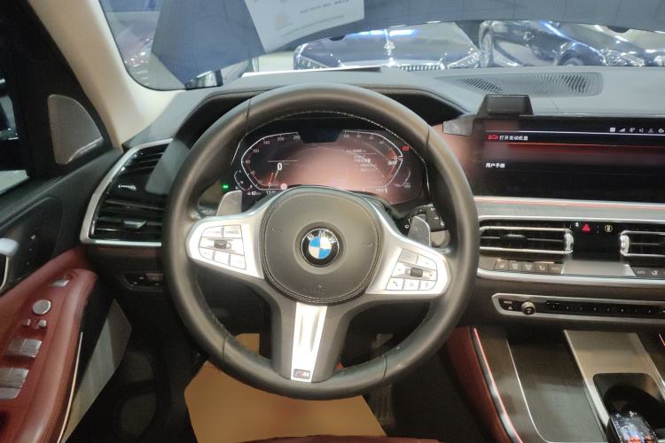 Used BMW X5 2022 Restyled xDrive 30Li Luxury Version M Sport Package
