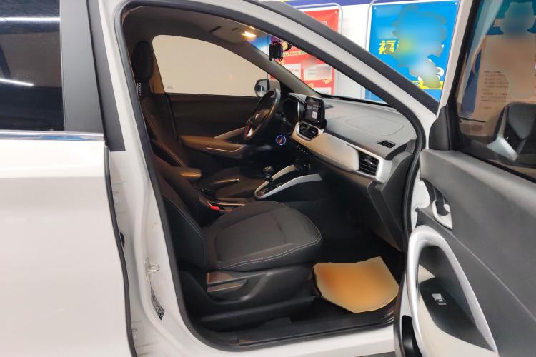 Used Baojun 510 2019 1.5L Manual Enjoyment Model 77kW China VI Emission Standard
