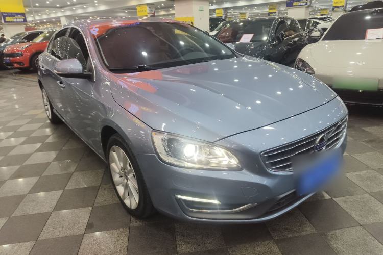 Used Volvo S60 2018 S60L T4 Zhiyuan Edition
