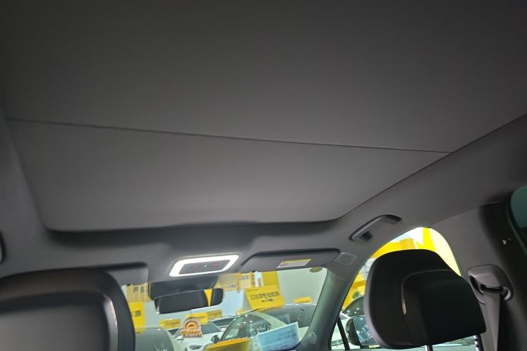 Used Zeekr 7X 2025 100 kWh Long-Range Rear-Wheel Drive with Intelligent Driving Features