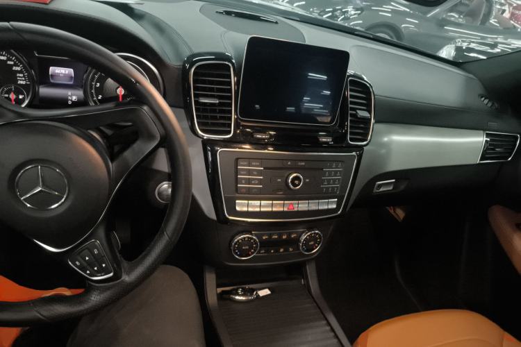 Used Mercedes-Benz GLE Coupe 2018 GLE 320 4MATIC Coupe SUV