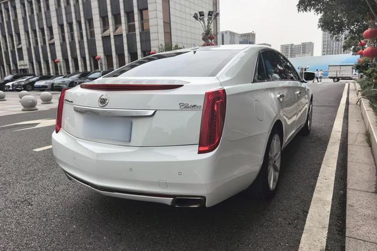 Used Cadillac XTS 2013 28T Leading Model
