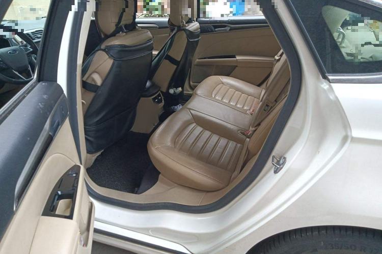 Used Ford Mondeo 2013 2.0L GTDi 200 Fashion Edition
