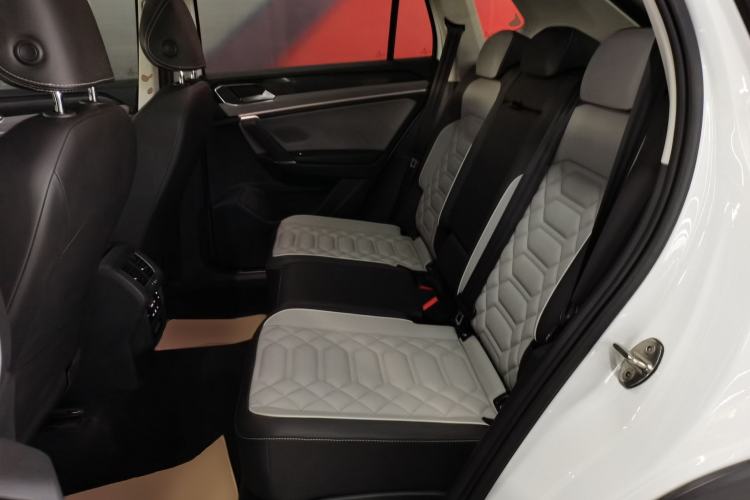 Used Volkswagen Tayron 2023 280TSI Two-Wheel-Drive Luxury Plus Advanced Version
