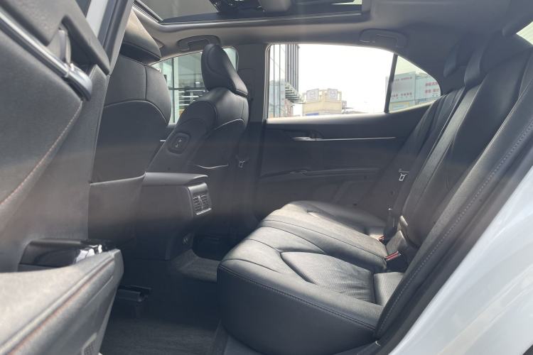 Used Toyota Camry 2019 Revised Version 2.5G Luxury Edition
